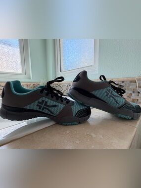 Women’s Kuru Quantum - size 10